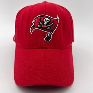 Tampa‎ Bay Buccaneers NFL Reebok Authentic Sideline Hat Cap Red